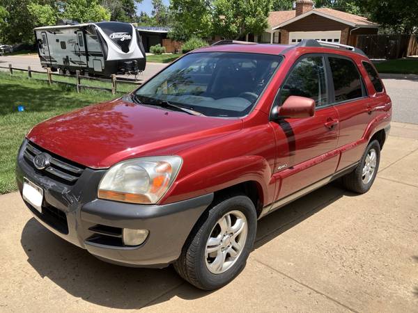 2005 Kia Sportage EX, pocos kilómetros - $3,200 (Centennial)63612665297921120