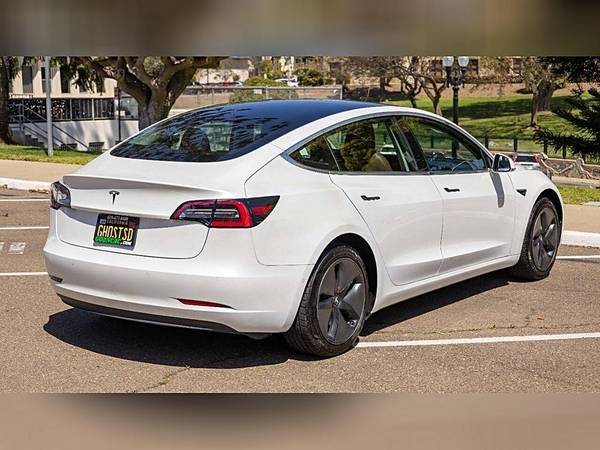 2020 Tesla Model 3 Standard Range Plus 4dr Sedan - $23495.0063476420278017123