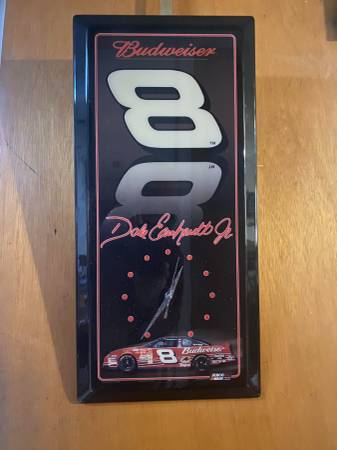 DALE EARNHARDT "BUDWEISER" CLOCK 1