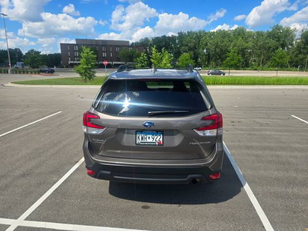 2022 Subaru Forester Premium - $21,00063470068738433123