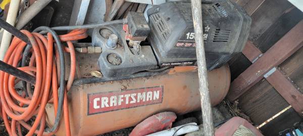 Works great craftsman Portable Air Compressor 1