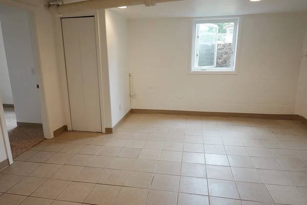 $1,571 / 3br - 1100ft2 - North Portland 3BR Near Mississippi & Alberta Arts!!! (Portland)63777117943937122
