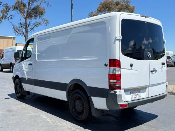 2013 Mercedes Benz Sprinter - Photo 12