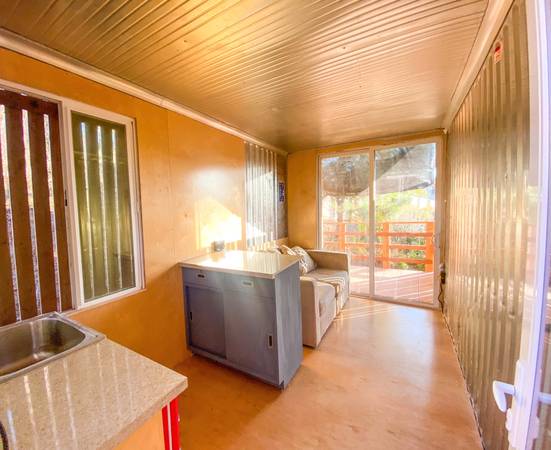 $1,390 / 1br - Estudio Único de Artista Independiente (Condado del Norte)63998457600386122