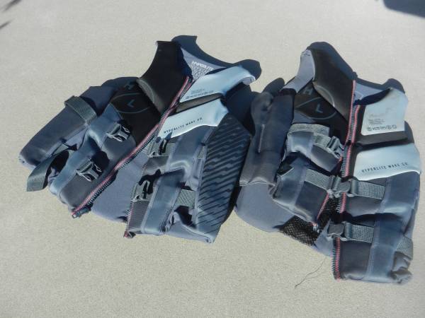 Hyperlite Life Jackets  2ea   Large & X Large 1