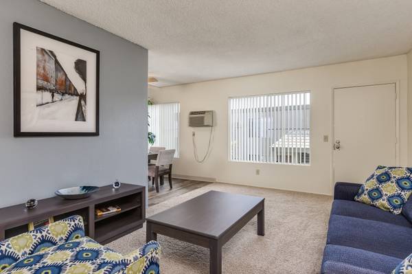 $2,215 / 1hab - ¡ENCANTADORA VIVIENDA DE 1 HABITACIÓN/1 BAÑO DISPONIBLE PRONTO! ¡LLÁMENOS PARA MÁS DETALLES!! (Chula Vista)63866051506179124