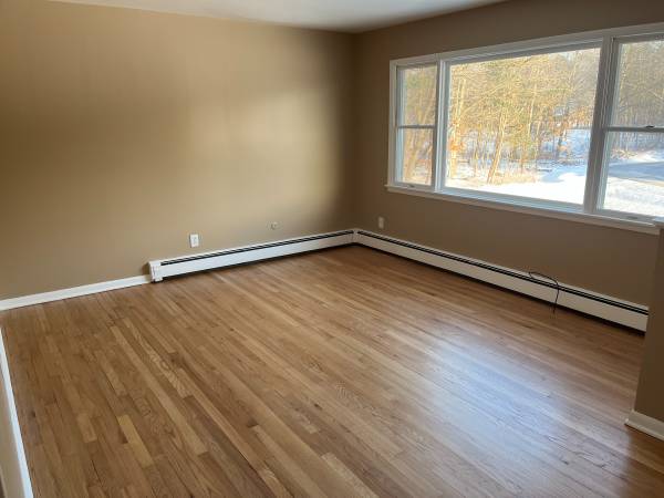 Schodack-Newly Remodeled 2 Bedroom 1