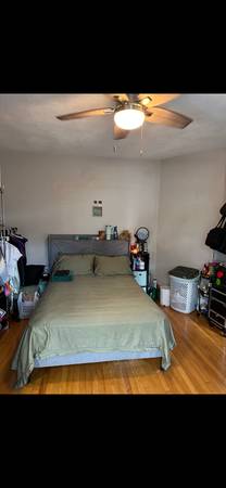 $1,295 / 3br - Private bedroom for rent (East Somerville)63699507067651123