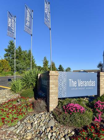 $1,725 / 2br - 1030ft2 - Updated Appliances, Translation Service Available, 2/bd 1.5/ba (3509 South Orchard Street, Tacoma, WA)63688567286787123