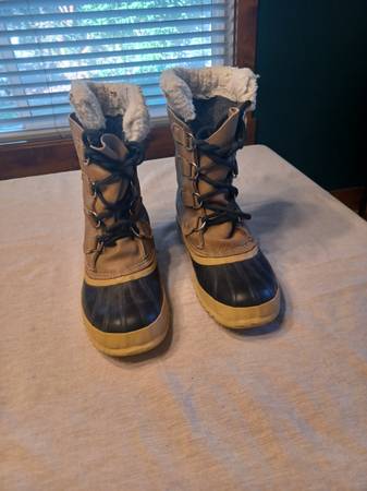 Sorel "Manitou" Winter Boot - Womens Sz. 6 - Great Shape 1