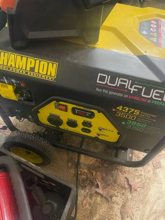 (NEW) Champion 4375 Dual Fuel Generator 1