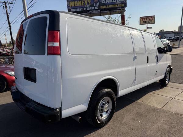 2021 Chevrolet EXPRESS 2500 ❤️4.3L - Photo 13