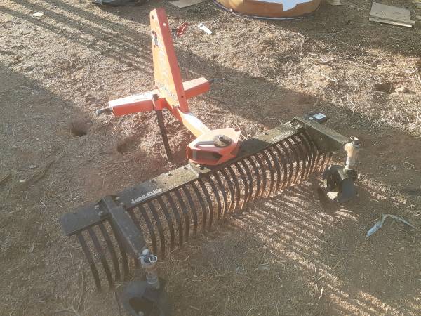 Tractor Rake 1