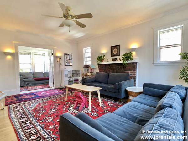 $5,200 / 3br - Avail 9/1 Pondside JP 3BD/2BA w/Parking, Cen AC, Laundry in Unit, Deck (Jamaica Plain)63802121914883124