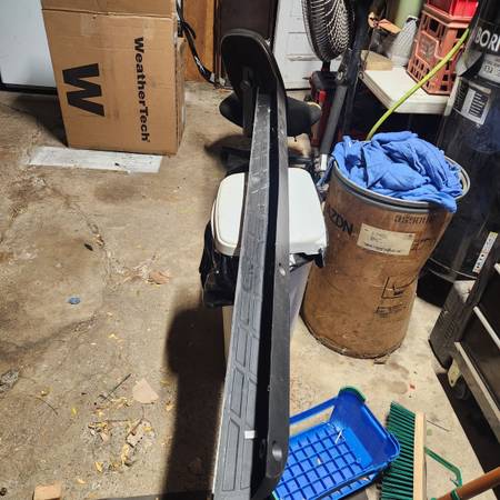 Silverado tailgate Valance 1