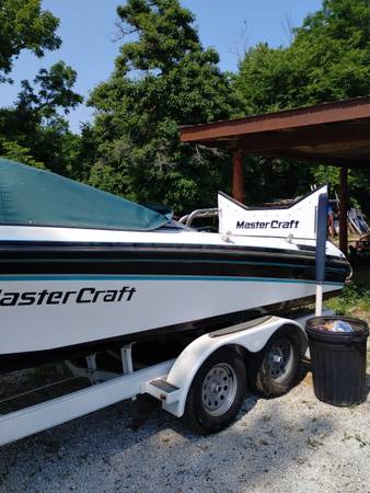 immaculate 1992 24' mastercraft wake boat 1