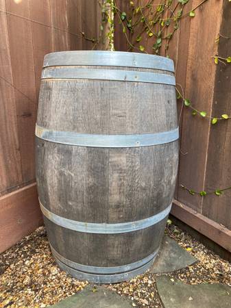 Whole wine barrel 1