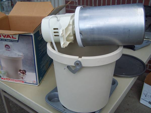 Ice Cream maker 1