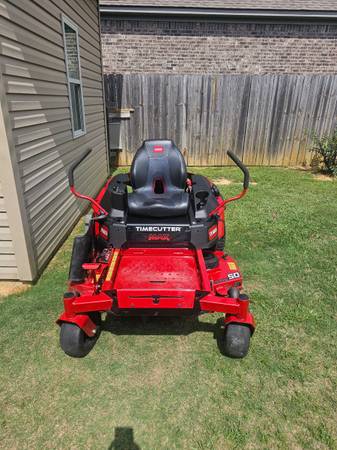 TORO TIMECUTTER MAX ZERO TURN MOWER 1