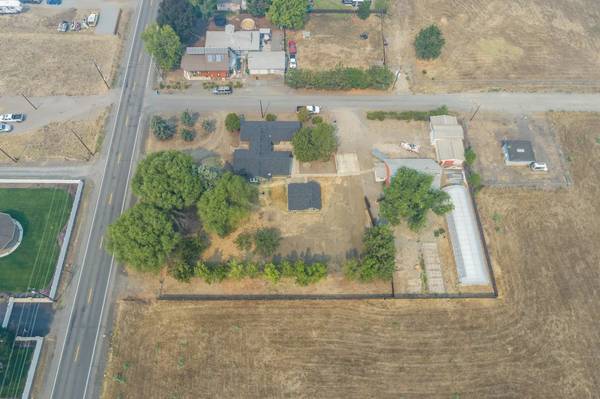 Outdoor Storage space 1