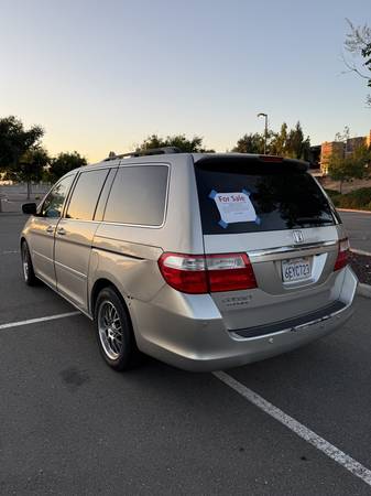2006 Honda Odyssey Touring Edition 180k miles - $4,900 (hayward / castro valley)63617849996801120