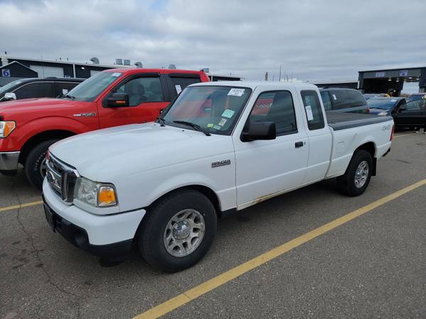 2011 Ford Ranger XLT Super cab 4dr 4x4 4.0 V6 AUTO financing options ! 1