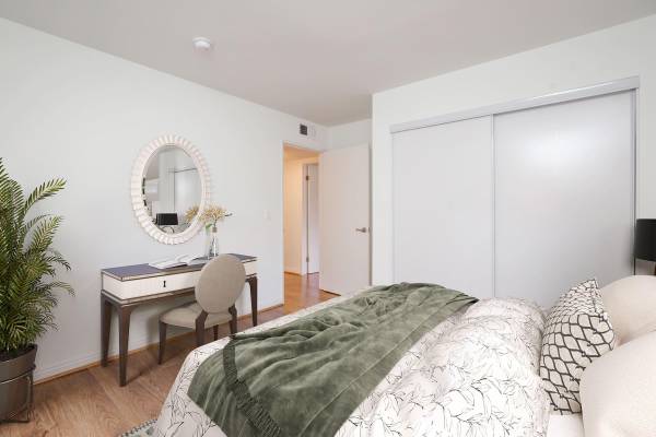 $2,859 / 2br - 997ft2 - 2 Bed, Sundecks, Mediterranean Style Architecture (Santa Clarita)63829233802625122