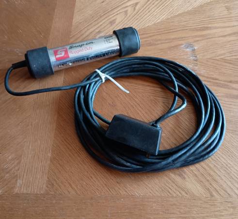 Snap-On Rugged Duty Fluorescent Utility Light 1