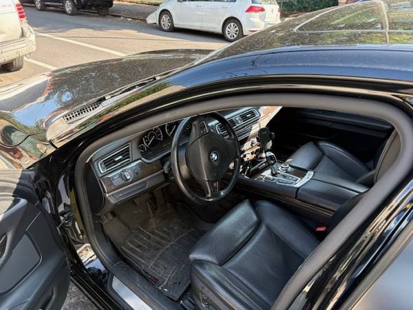 BMW 750 LI - $8,000 (Brooklyn NYC)63469895618561122