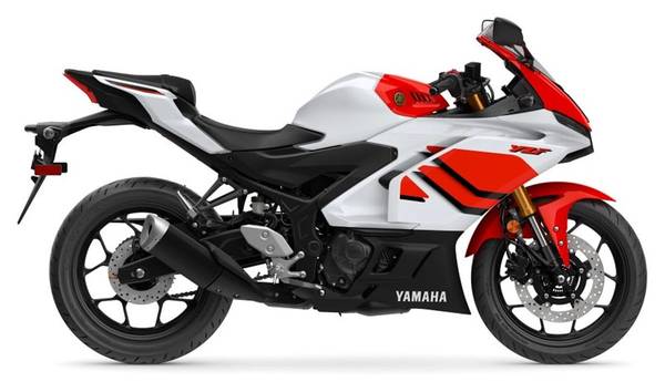 2026 Yamaha YZF-R3 1