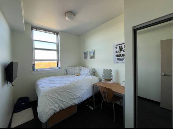 Landmark Sublease Available!! 1