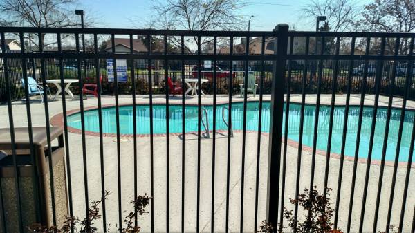 $1,039 / 3br - 1215ft2 - Max Rent $1,039/3Bdrm - 1215 ft sq. West Trail Apartments/Agriculture (Tulare)63809864649347120