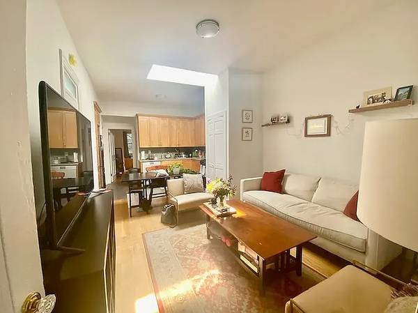 $6,495 / 3br - Favorable New York Sublet! Lower East Side. from Oct through next year (Lower East Side)63854288074241123