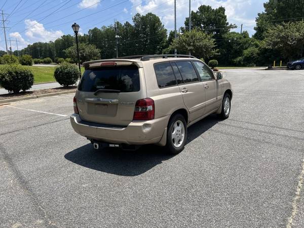 2004 Toyota Highlander - $3,250 (Atlanta)63620379381889123