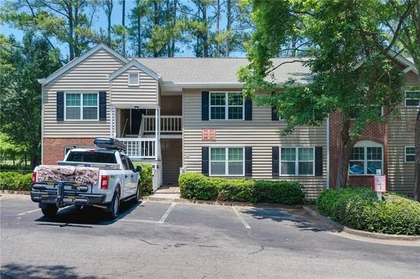 Ground level end unit home 1