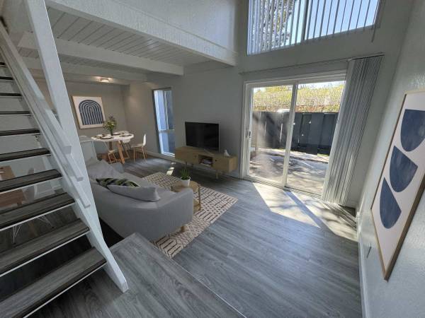 $3,955 / 2br - 686ft2 - Stainless Appliances, Vaulted Ceilings, Pet Stations (santa cruz)63880135845505124