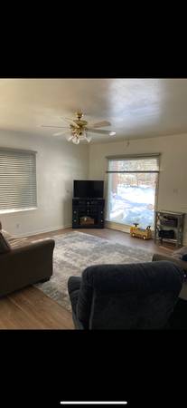 $1,750 / 2br - Hamilton town southside (Hamilton)63656975891201121