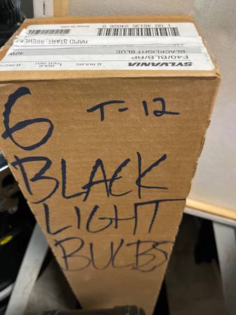 Black light T12 bulbs 1