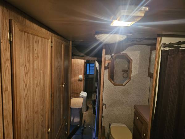 1991 Alpha 5th wheel 1