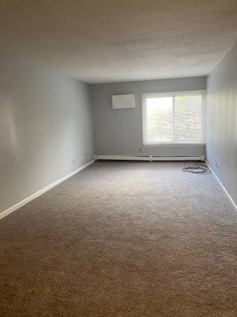 $1,550 / 2br - 1 & 2BR UNITS AVAILABLE (Vernon CT)63989075014658124