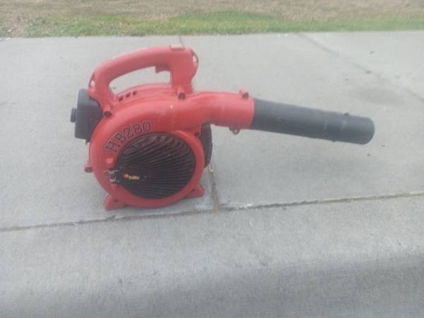 Redmax hb280 blower 1
