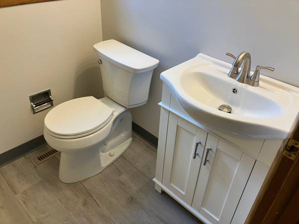$1,360 / 2br - Lovely 2 Bedroon Side by Side Duplex (Depew)63925204924546122