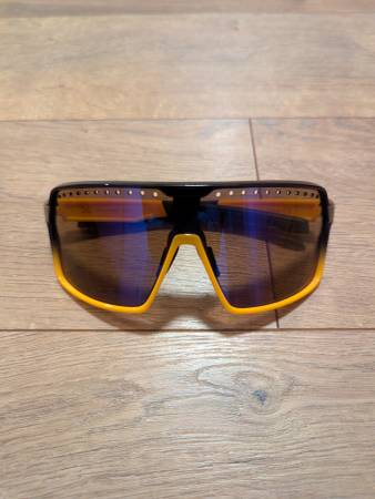 X-Loop Polarized Shield Sunglasses PZ-X3682 With Black And Yellow 1