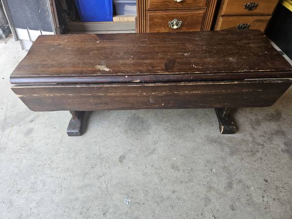 Antique Bench/Coffee Table Convertible 1