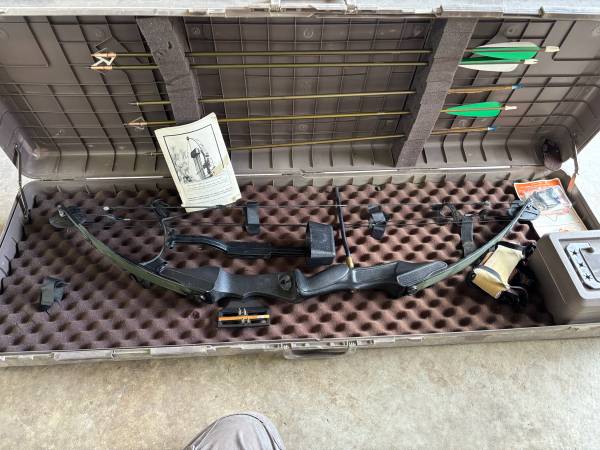 Old School Compound Bow 1