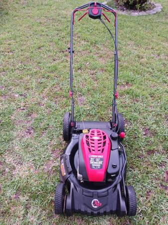 Troy-Bilt self propelled lawn mower 1