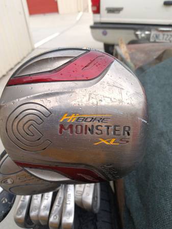Ladies set of clubs - $60 (Palm Springs)62958249085953122