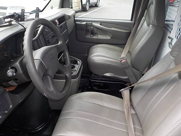 2005 Chevrolet Express 3500 Extended - Photo 14