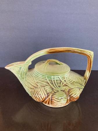 McCoy Teapot - Vintage 1