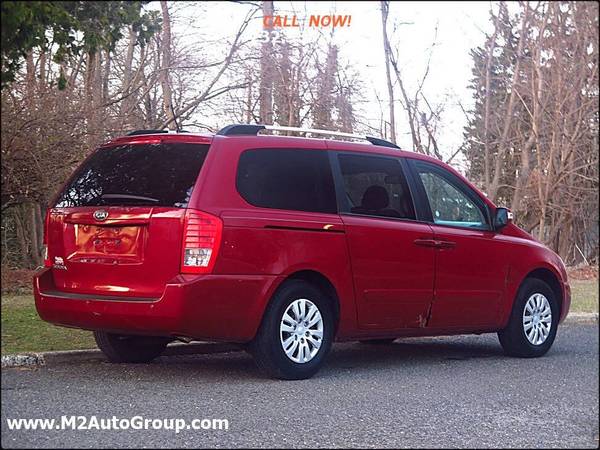 Furgoneta Kia Sedona LX 4 puertas LWB 2012 - $3,600 (East Brunswick, NJ)63614271515137123